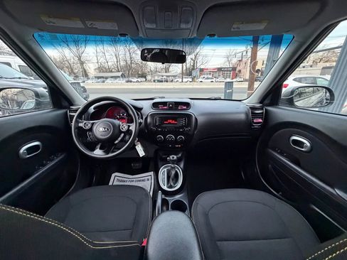 Used 2014 Kia Soul + image 27