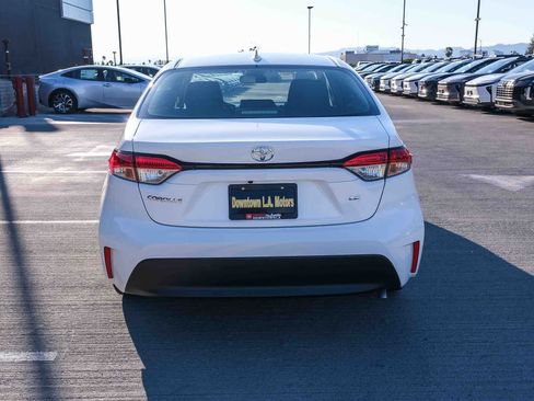 Certified 2026 Toyota Corolla LE w/ LE Premium Package FWD image 5
