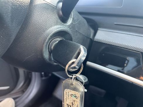 Used 2023 Kia Sportage LX image 23