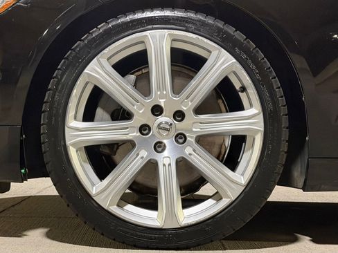Used 2017 Volvo S90 T6 Inscription w/ Vision Package image 12
