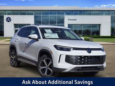 New 2026 Volkswagen Tiguan SE AWD/4WD image 1