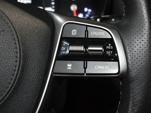 Used 2019 Kia Sorento SX image 32