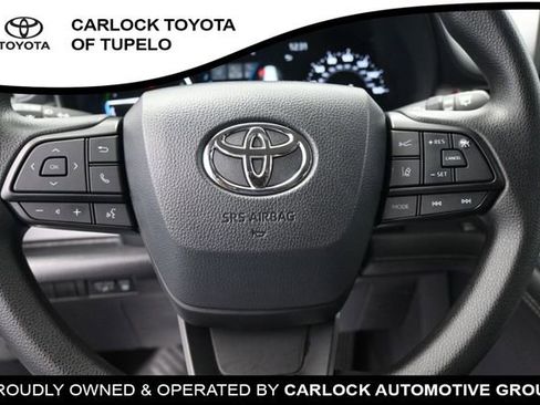Used 2026 Toyota Sienna LE FWD image 21