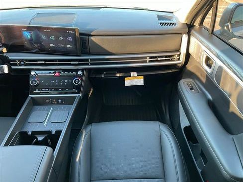 New 2026 Hyundai Santa Fe SEL FWD image 17