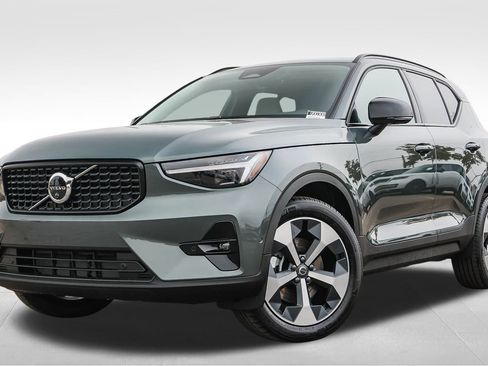 New 2026 Volvo XC40 B5 Plus w/ Protection Package Premier AWD/4WD image 1