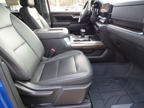 Used 2022 Chevrolet Silverado 1500 RST w/ Rally Edition image 9