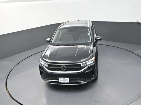 Used 2024 Volkswagen Taos SE AWD/4WD image 14