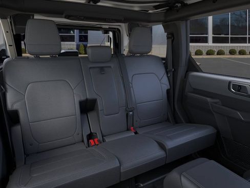 New 2026 Ford Bronco Big Bend w/ Black Diamond Package AWD/4WD image 11