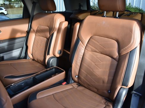 Used 2022 Nissan Pathfinder Platinum w/ Cargo Package image 30