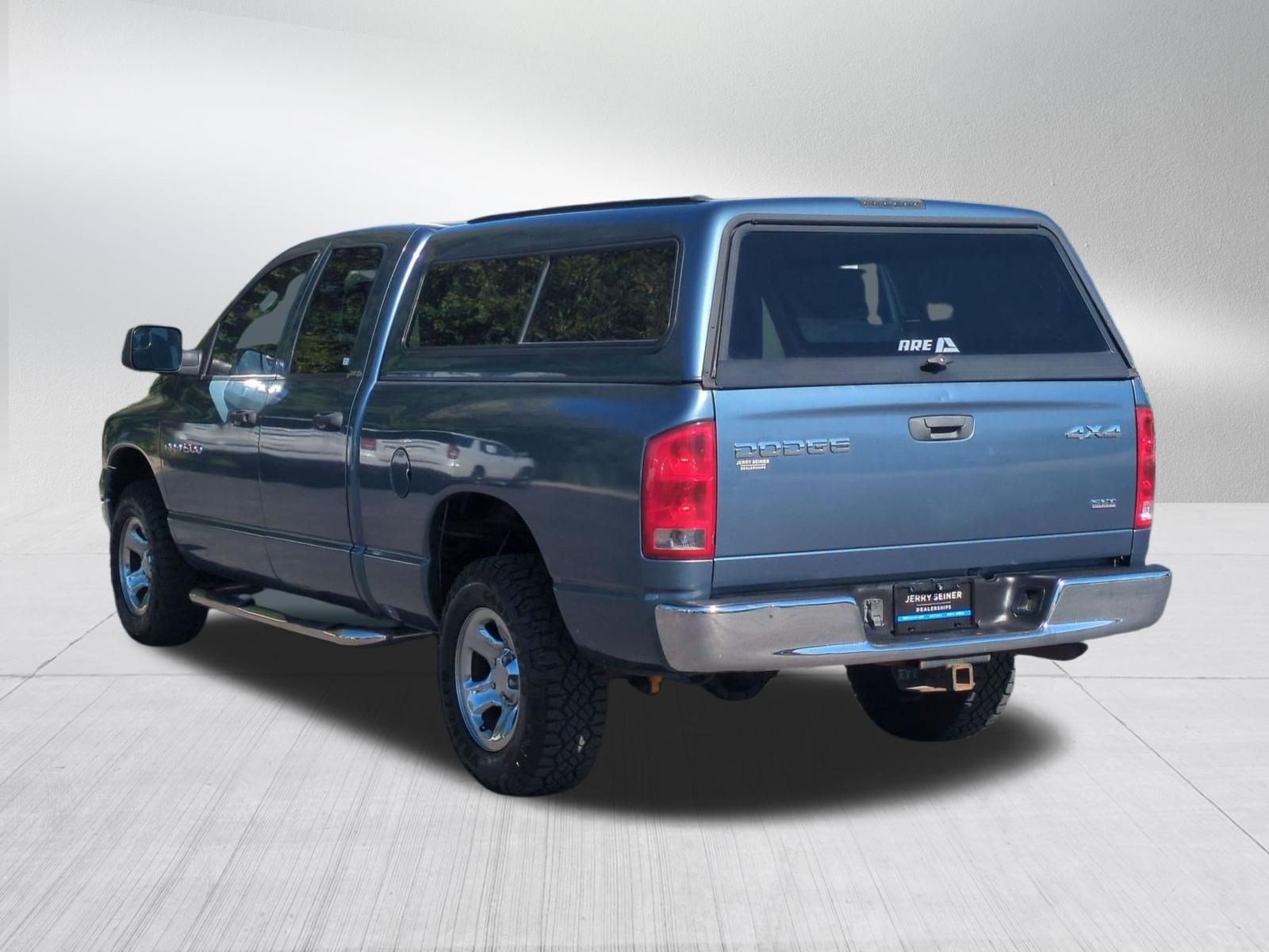 Used 2004 Dodge Ram 1500 Truck SLT AWD/4WD image 3