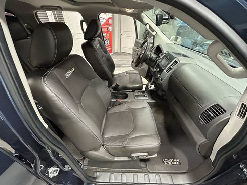 Used 2017 Nissan Frontier PRO-4X w/ Pro-4x Luxury Package image 37