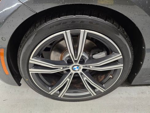 Used 2019 BMW 330i 330i w/ M Sport Package image 10