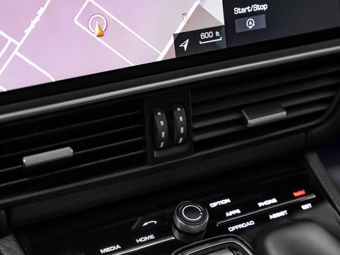 Used 2019 Porsche Cayenne image 23