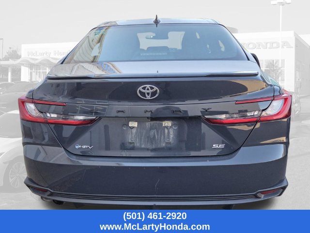 Used 2025 Toyota Camry SE FWD image 3