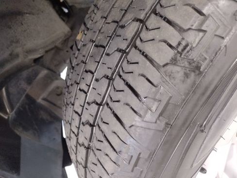 Used 2022 RAM 1500 Laramie AWD/4WD image 8