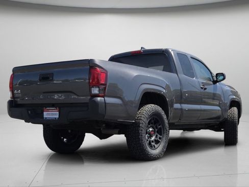 Used 2021 Toyota Tacoma SR AWD/4WD image 22