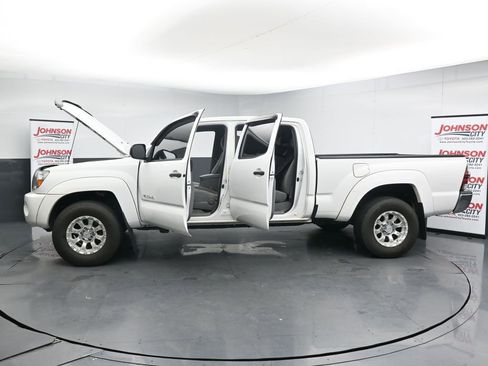 Used 2010 Toyota Tacoma 4x4 Double Cab image 41