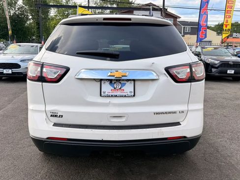 Used 2013 Chevrolet Traverse LS AWD/4WD image 6