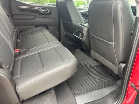 Used 2023 Chevrolet Silverado 1500 LTZ w/ LTZ Convenience Package II AWD/4WD image 38