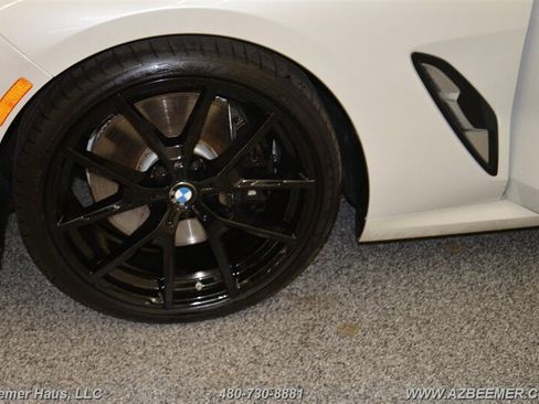 Used 2022 BMW 840i Convertible w/ Driving Assistance Package image 40