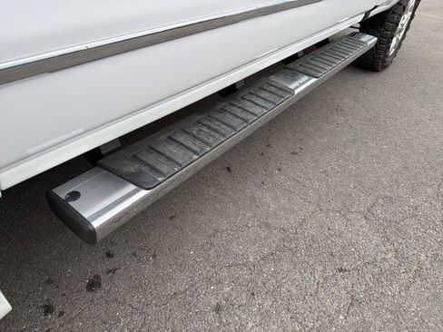 Used 2018 Chevrolet Silverado 2500 LTZ w/ Duramax Plus Package image 16