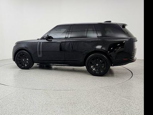 Certified 2023 Land Rover Range Rover SE AWD/4WD image 7
