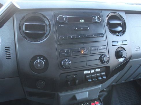 Used 2016 Ford F350 XL image 16