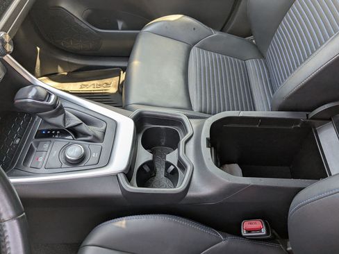 Used 2021 Toyota RAV4 XSE AWD/4WD image 30