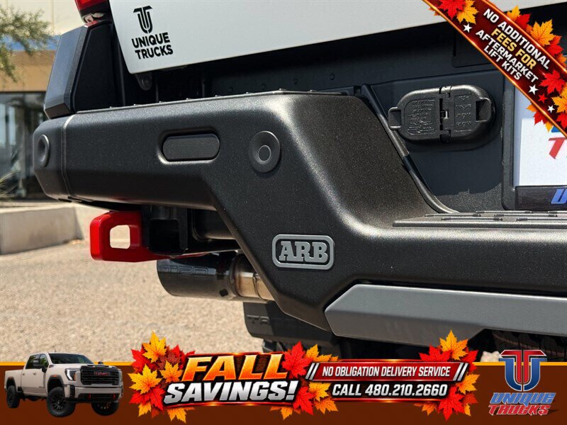 Used 2025 Toyota Tacoma TRD Pro AWD/4WD image 11