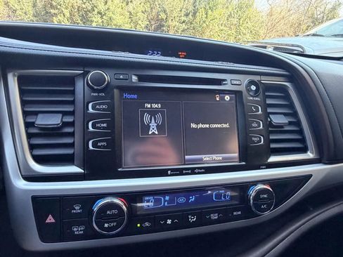 Used 2019 Toyota Highlander Plus image 13