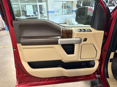Used 2019 Ford F150 Lariat w/ Equipment Group 502A Luxury AWD/4WD image 22
