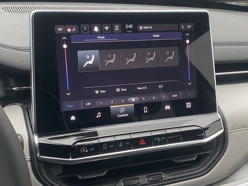 New 2026 Jeep Compass Limited image 40