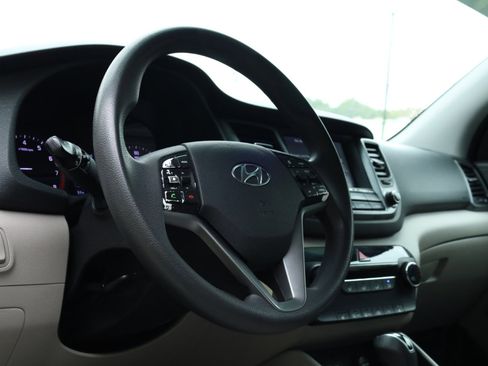 Used 2018 Hyundai Tucson SEL image 5