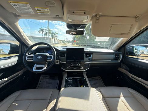 Used 2024 Ford Expedition Max XLT AWD/4WD image 24