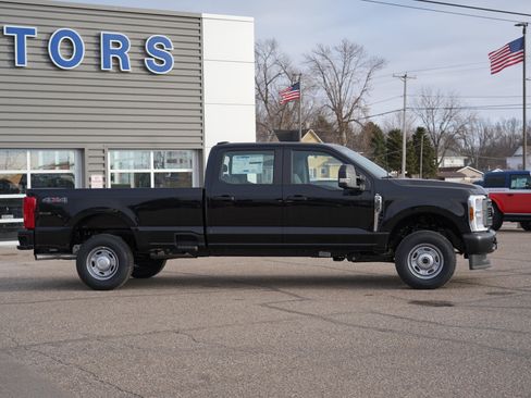 New 2026 Ford F350 XL AWD/4WD image 2