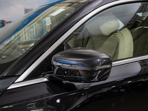 Used 2025 BMW 230i xDrive Coupe image 10