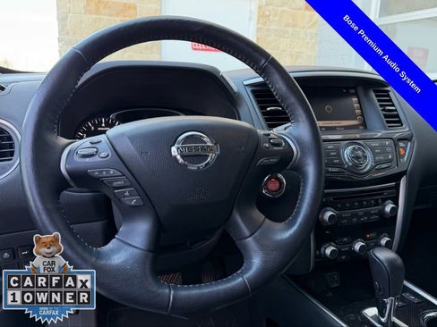 Used 2019 Nissan Pathfinder SL image 10