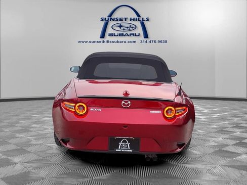 Used 2025 MAZDA MX-5 Miata Club image 2