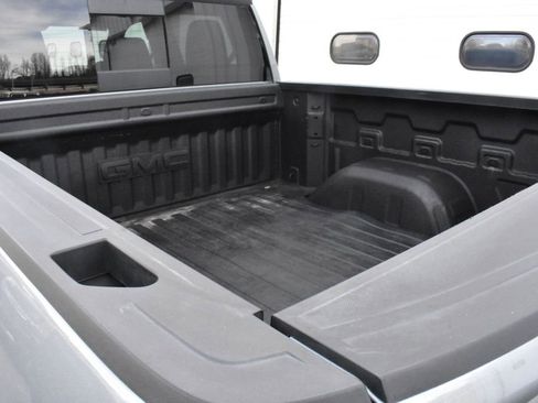 Used 2025 GMC Sierra 1500 Elevation w/ Elevation Premium Package image 15