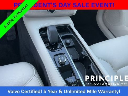 Certified 2024 Volvo XC90 B5 Plus image 20