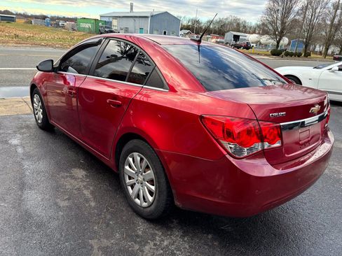 Used 2011 Chevrolet Cruze LT FWD image 4