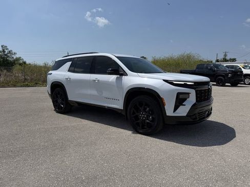 New 2026 Chevrolet Traverse RS image 1