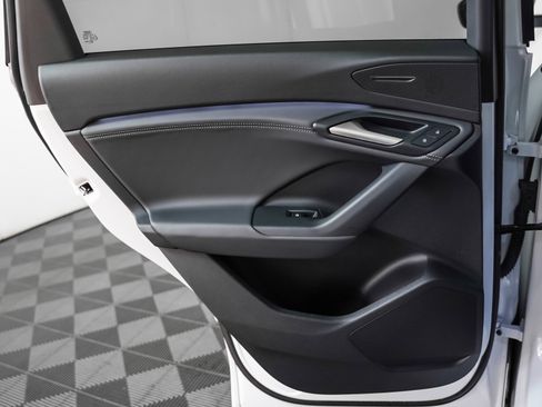 Certified 2025 Audi Q6 e-tron Premium w/ Convenience Package image 24