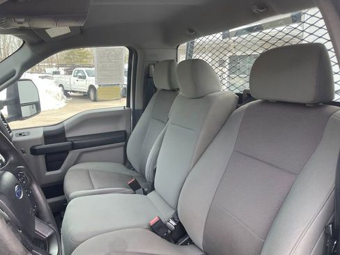 Used 2020 Ford F250 XL w/ Power Equipment Group image 24