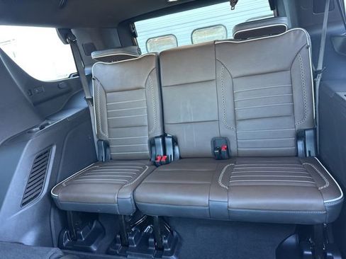 Used 2025 GMC Yukon Denali Ultimate w/ LPO, Floor Liner Package image 59