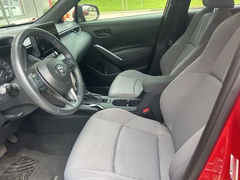 Used 2024 Toyota Corolla Cross AWD Hybrid image 12