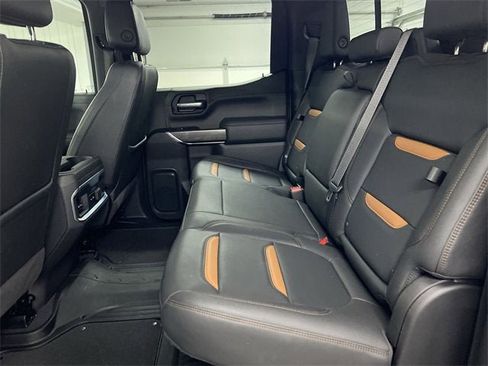 Certified 2022 GMC Sierra 1500 AT4 w/ AT4 Premium Package image 24