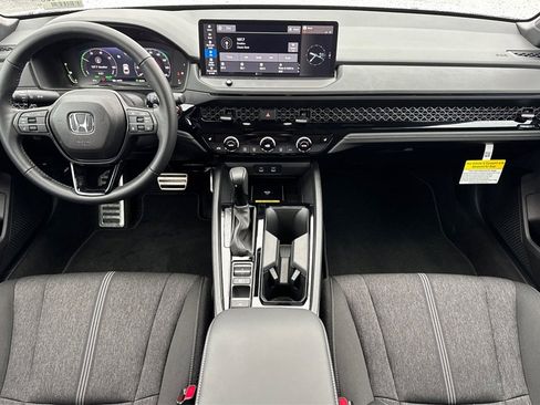 Certified 2025 Honda Accord Sport image 11