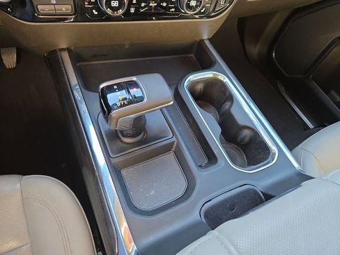 Used 2023 Chevrolet Silverado 1500 LTZ image 22