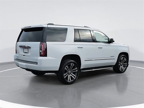Used 2020 GMC Yukon Denali image 3